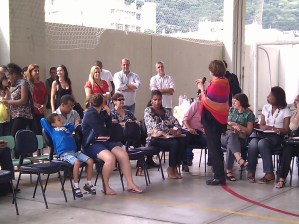 Sílvia Ramos apresenta todos