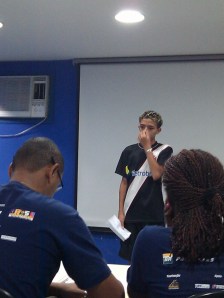 The panel: "Bring pictures and objects to aid in your presentation"