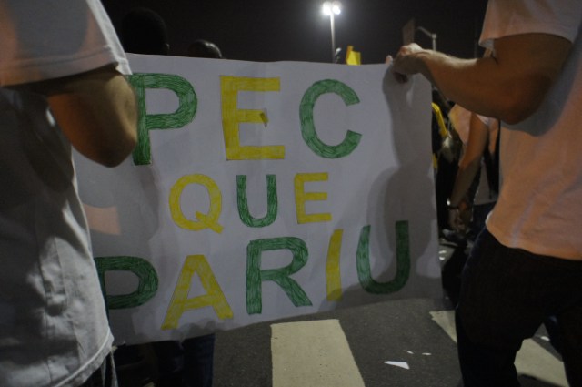PEC is a proposed constitutional amendment that would limit criminal investigations to police forces, removing this responsibility from federal and state attorney generals' offices 